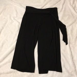 Stretch Capri pants